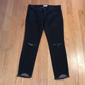 Free People Dark Wash Distressed Skinny Jeans 28